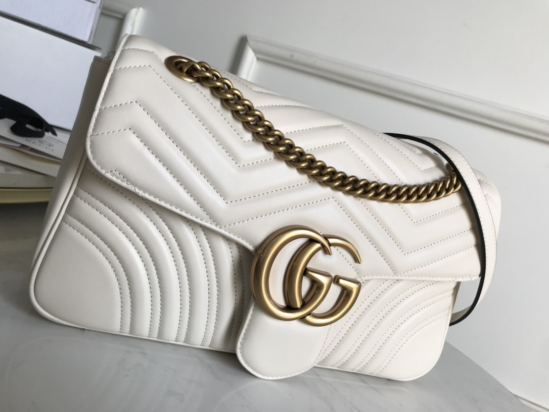 G*u*i gg marmont bag