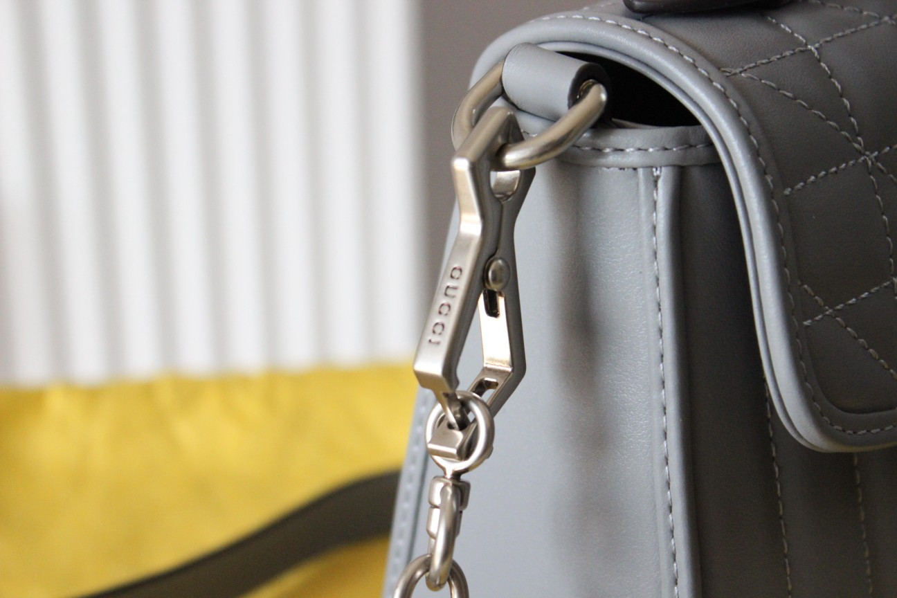 G*u*i gg marmont bag