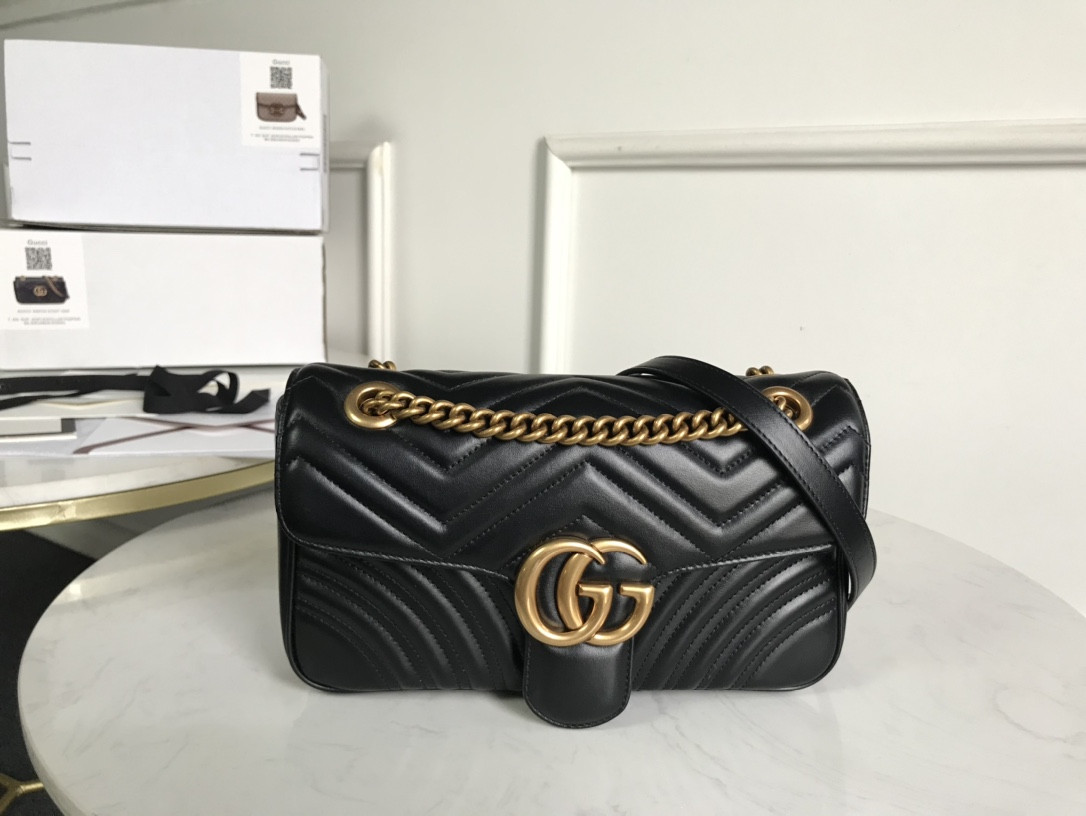 G*u*i gg marmont bag