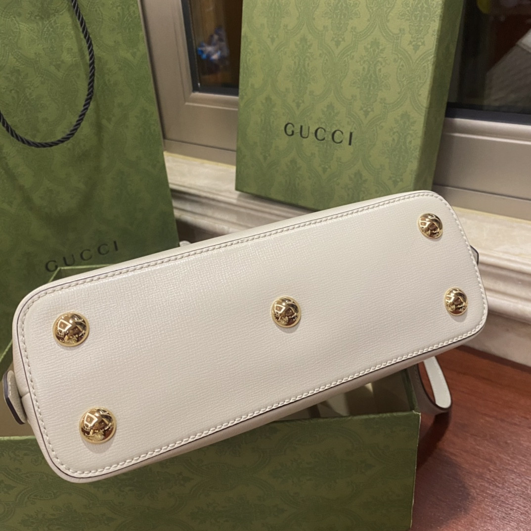 G*u*i horsebit 1955 bag