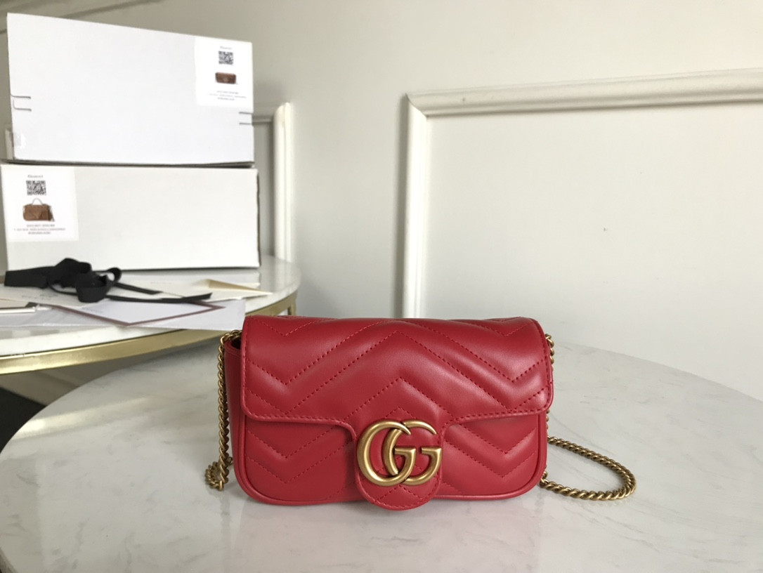 G*u*i gg marmont bag