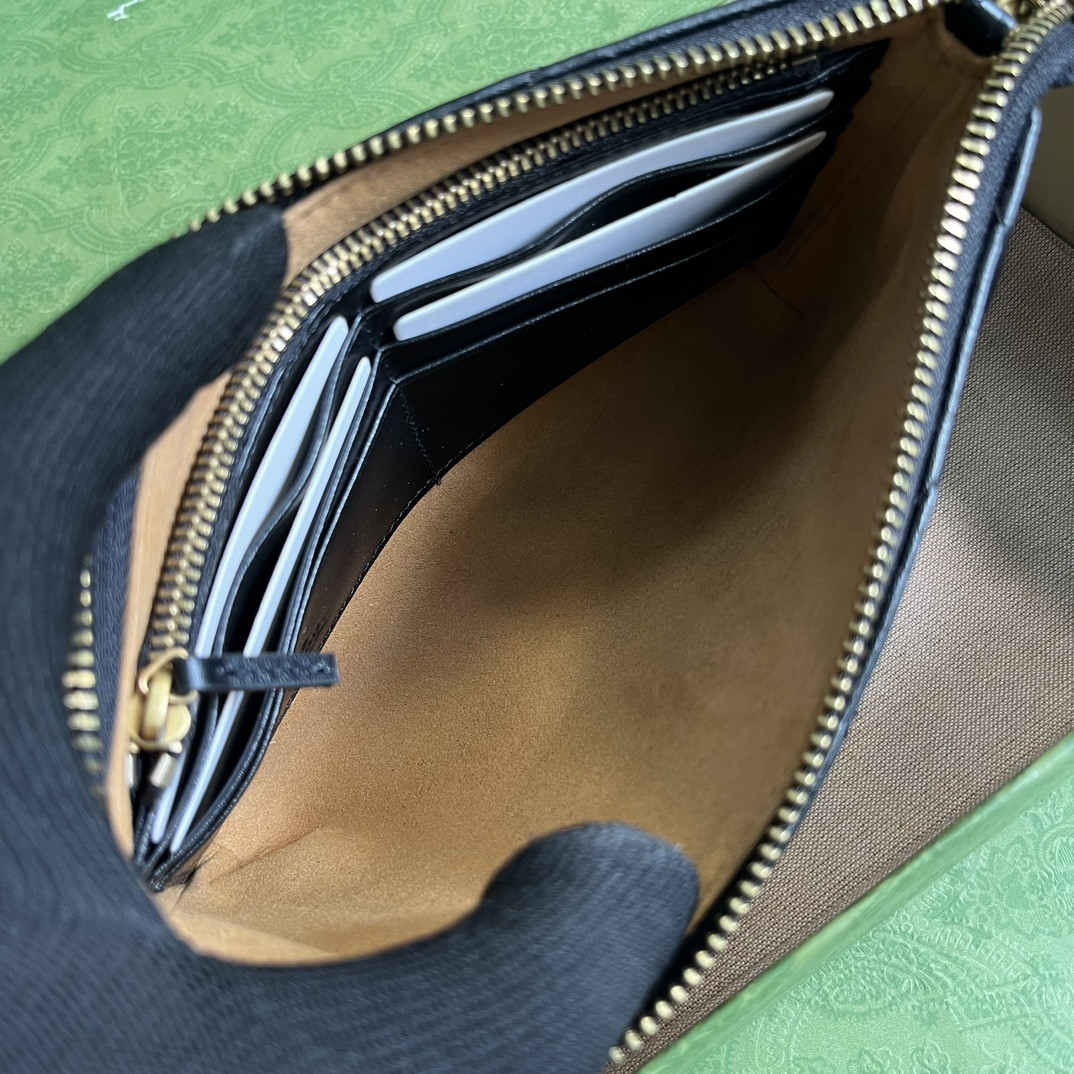 G*u*i gg marmont bag