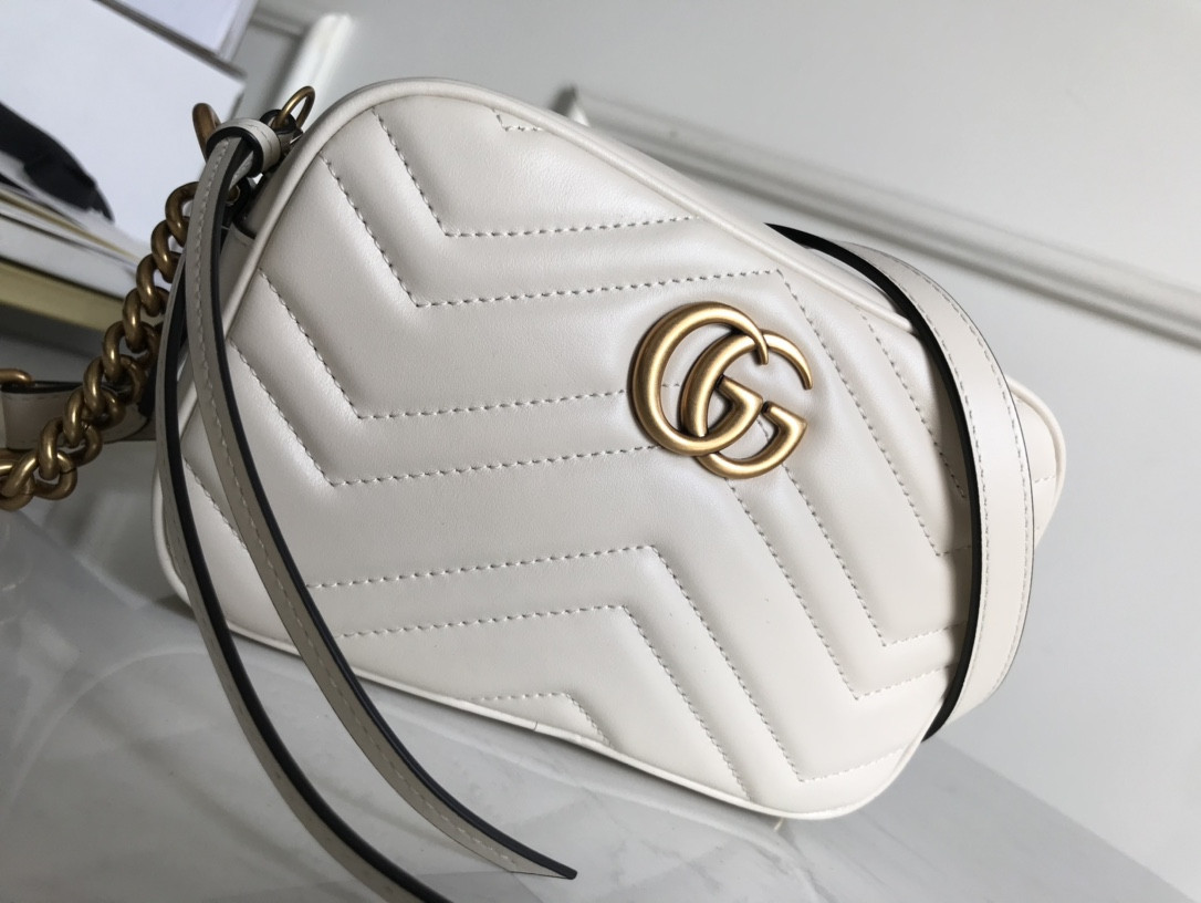 G*u*i gg marmont bag