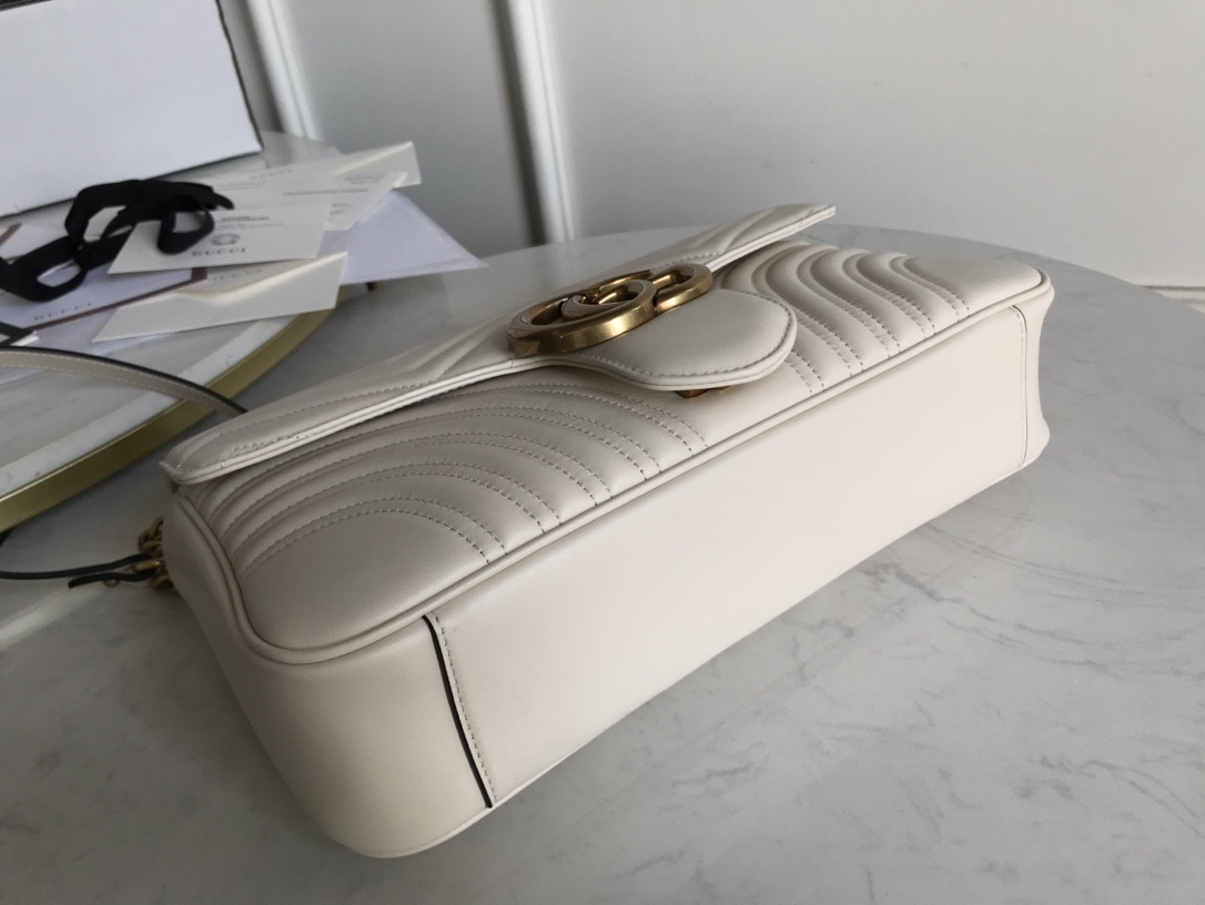 G*u*i gg marmont bag