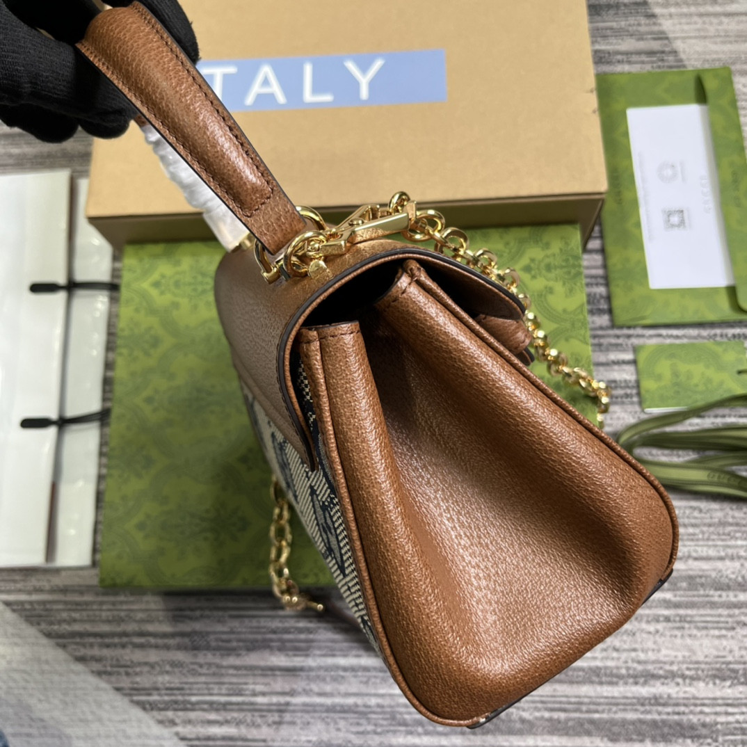 G*u*i horsebit 1955 bag