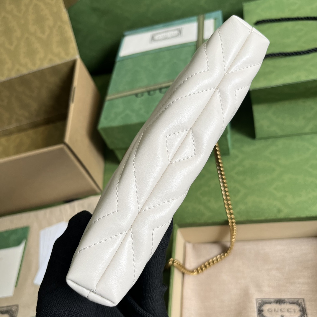 G*u*i gg marmont bag