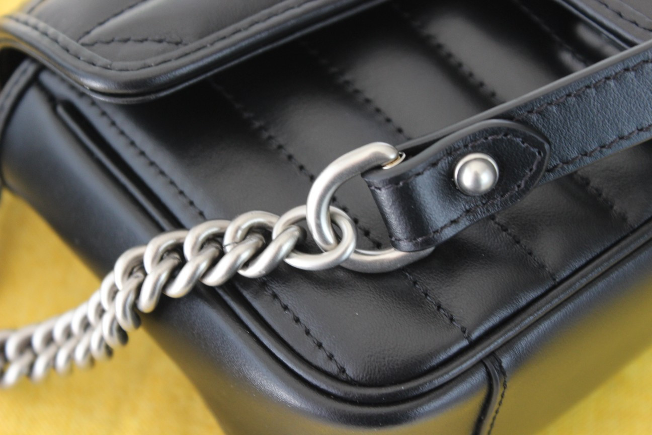 G*u*i gg marmont bag