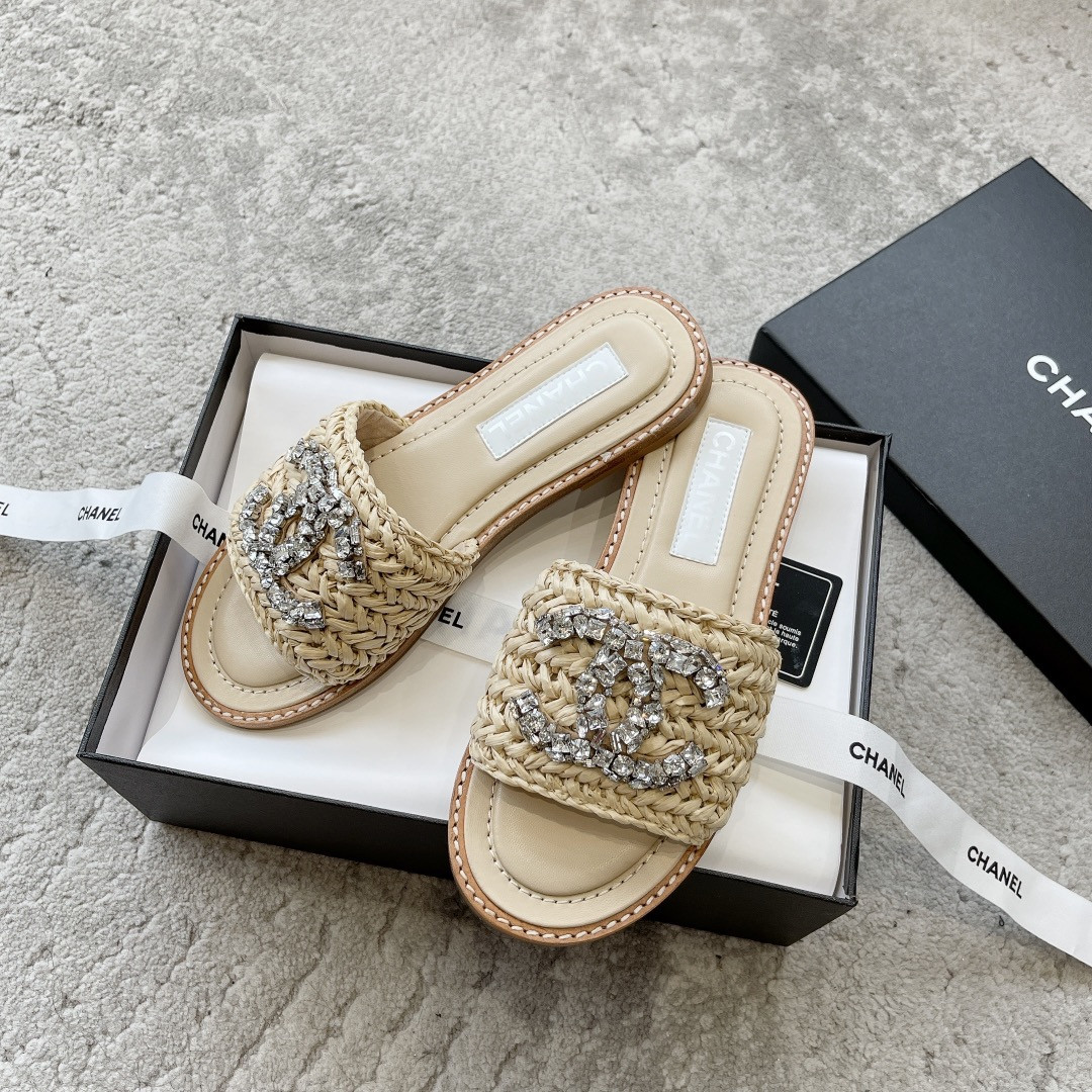 CHANEL BING BING 23P Slippers