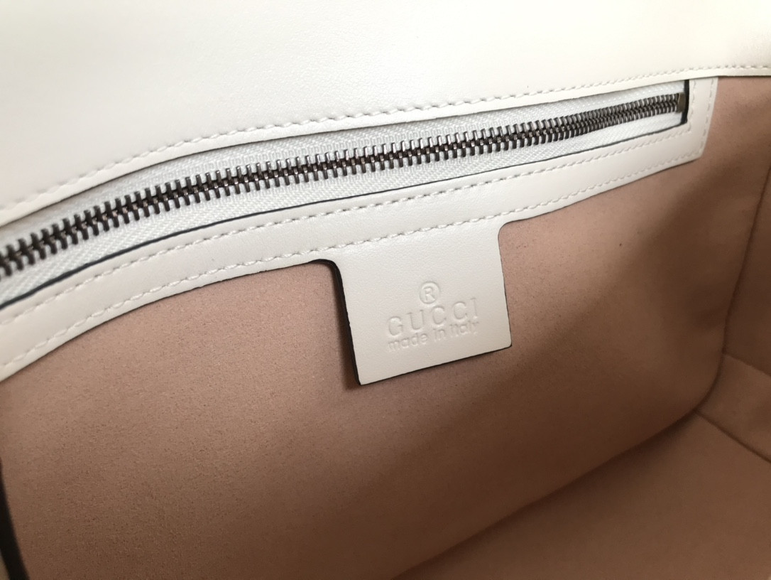 G*u*i gg marmont bag