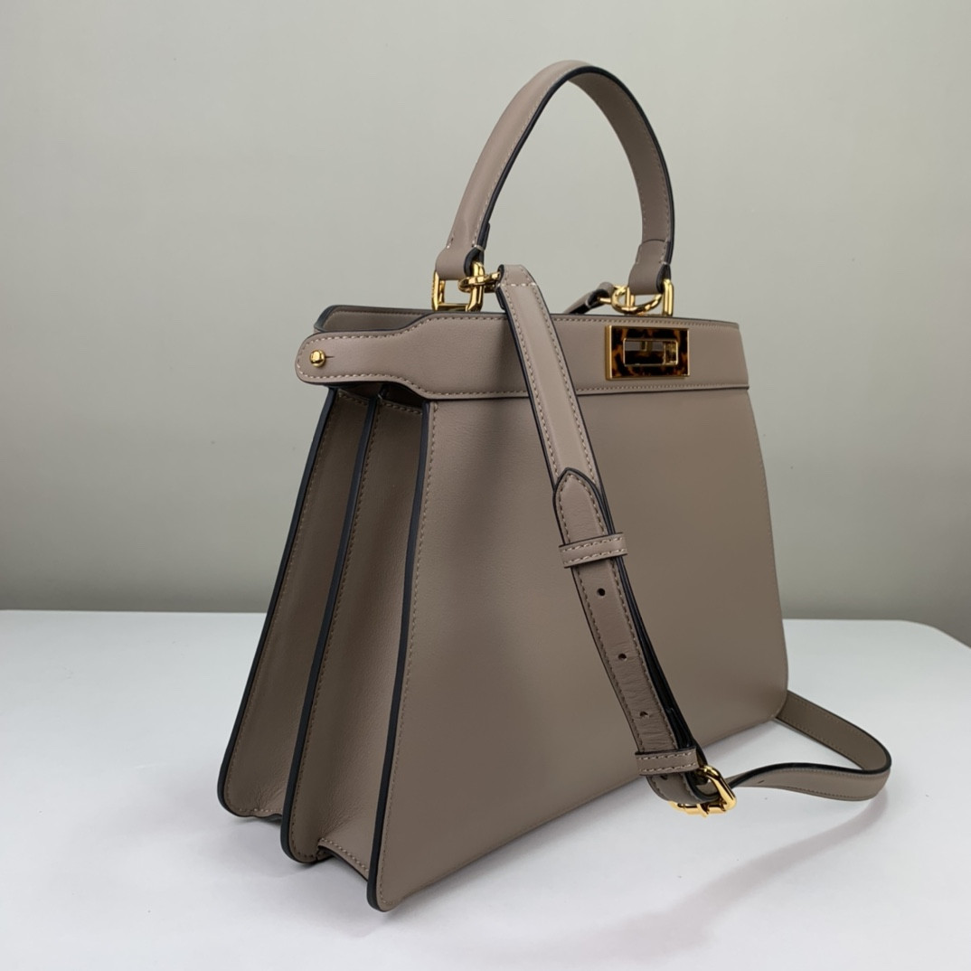 Fendi Peekaboo Iseeu Medium Bag