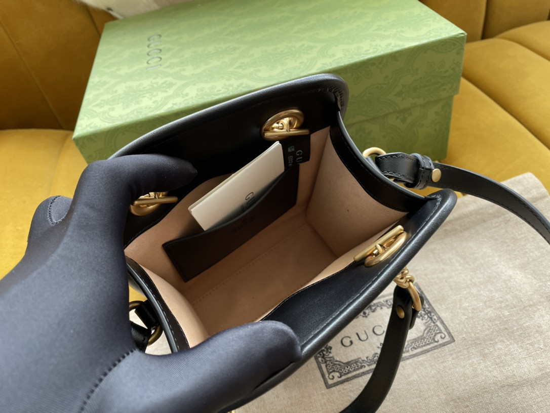 G*u*i gg marmont bag