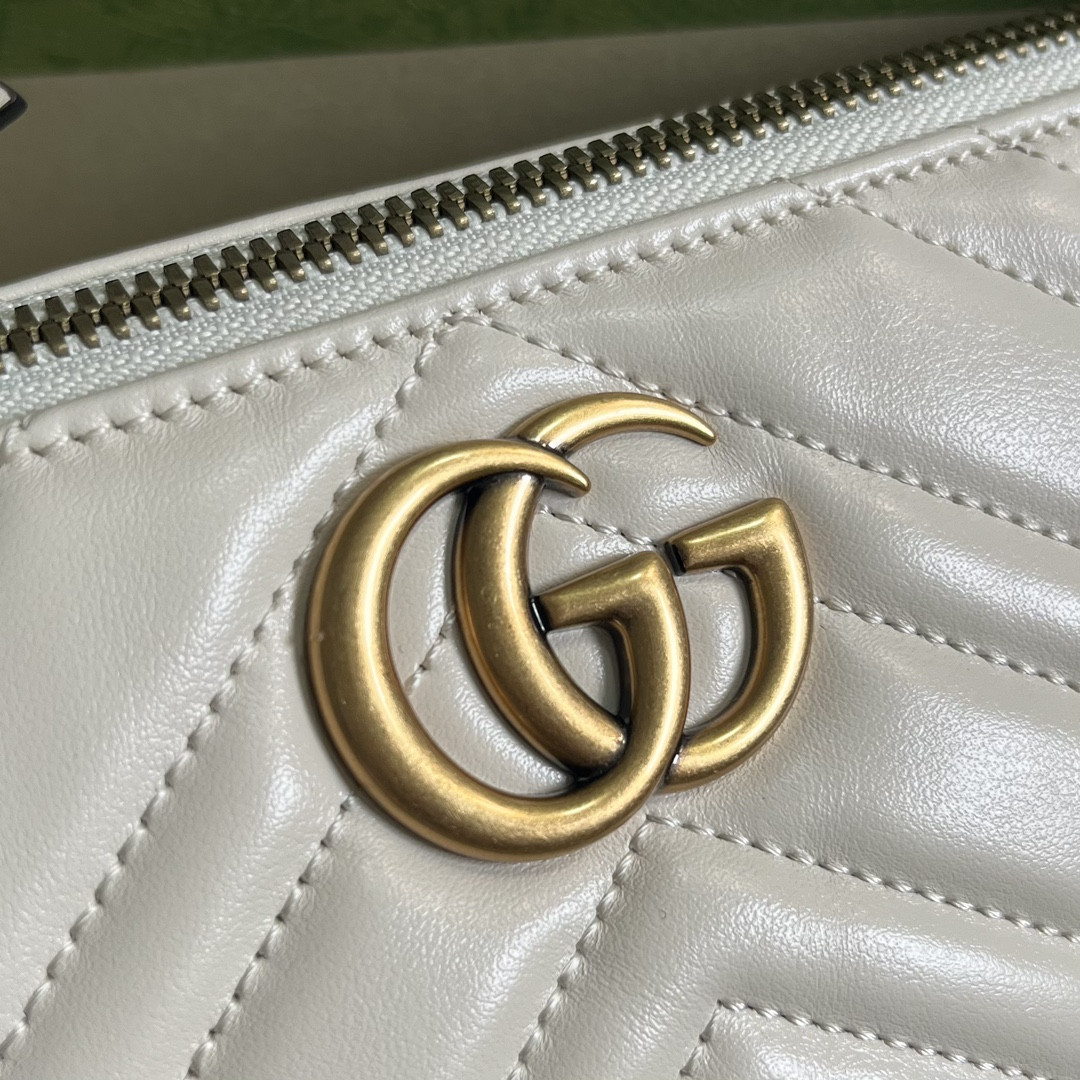 G*u*i gg marmont bag