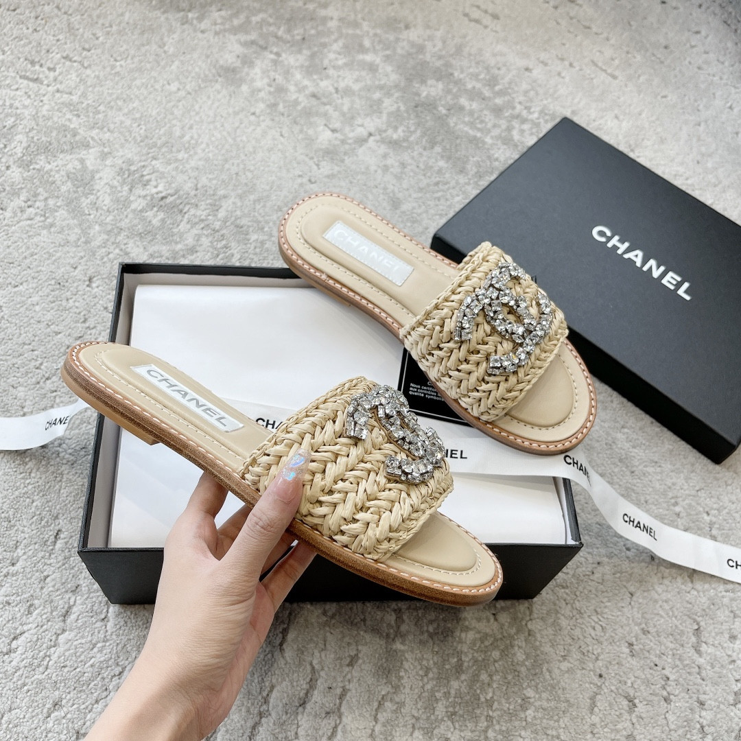 CHANEL BING BING 23P Slippers