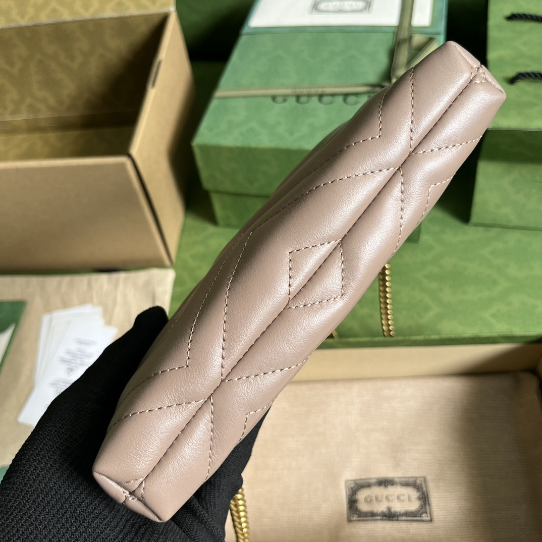 G*u*i gg marmont bag