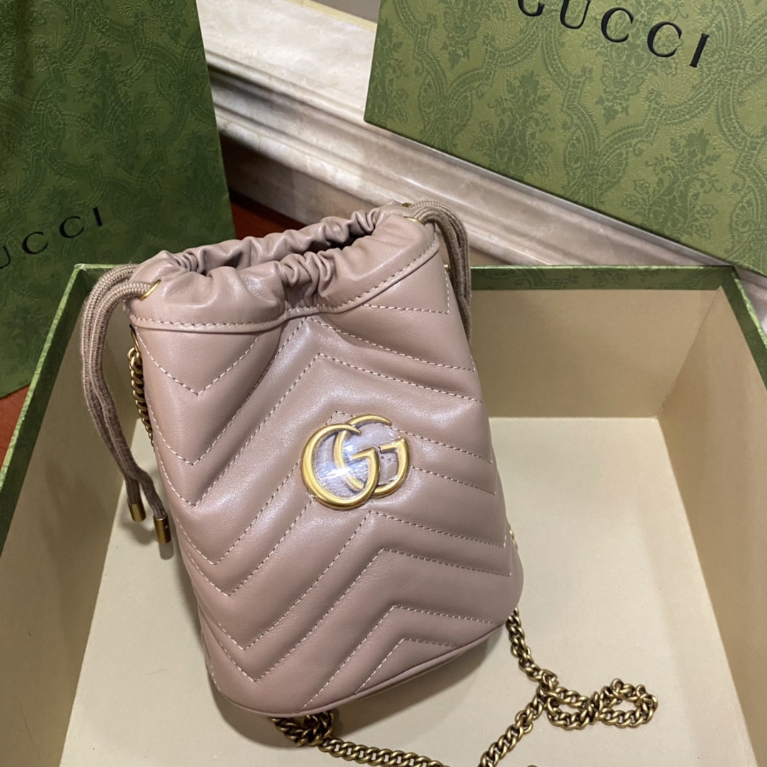 G*u*i gg marmont bag