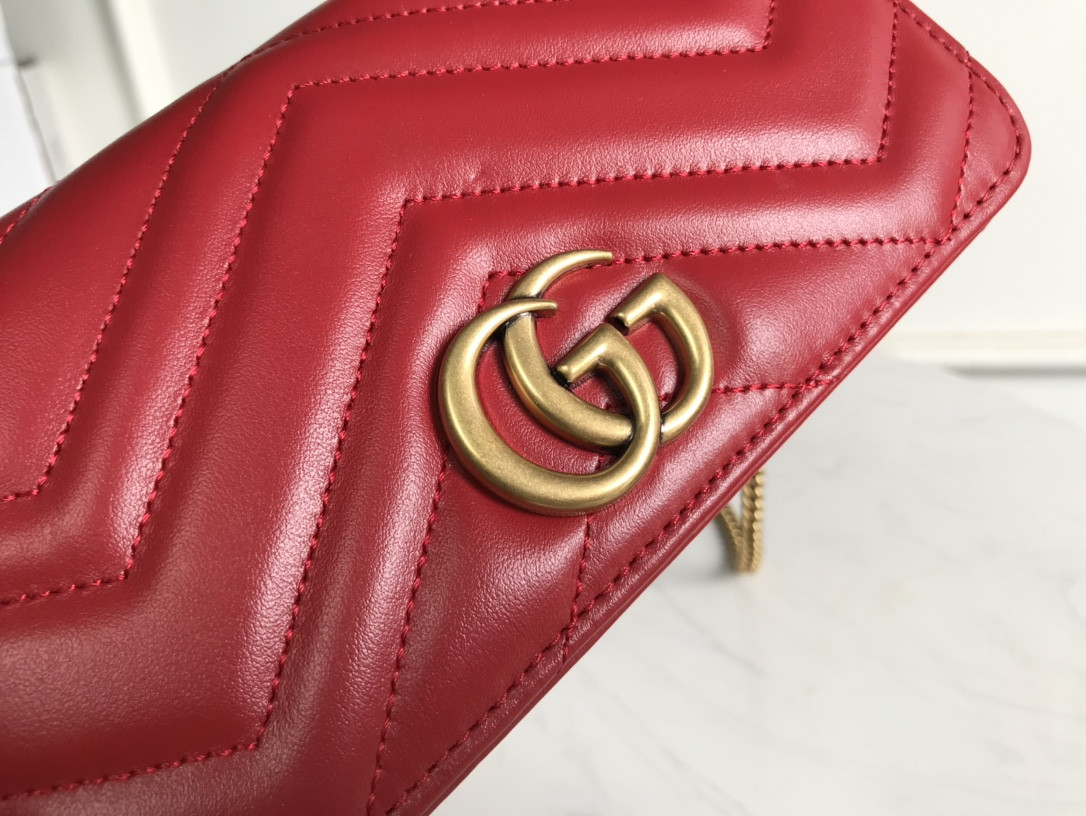 G*u*i gg marmont bag