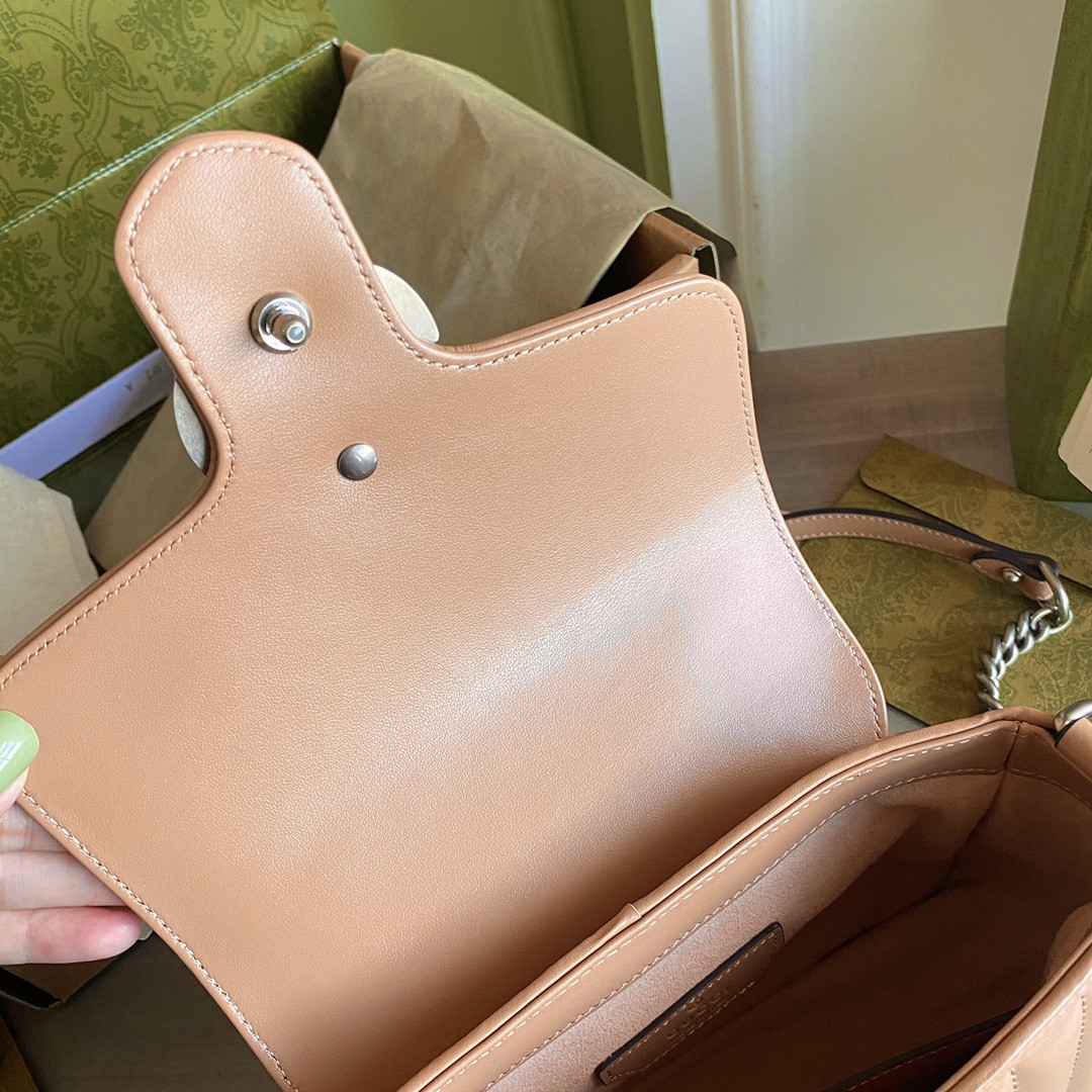 G*u*i gg marmont bag