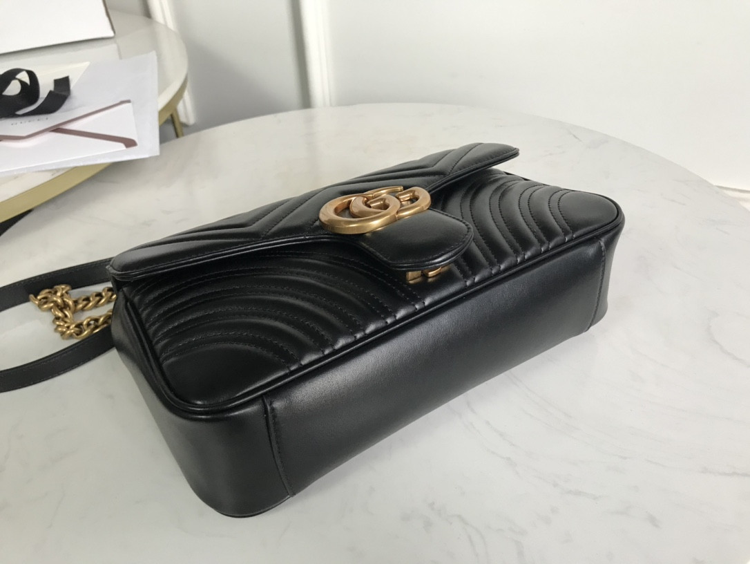 G*u*i gg marmont bag