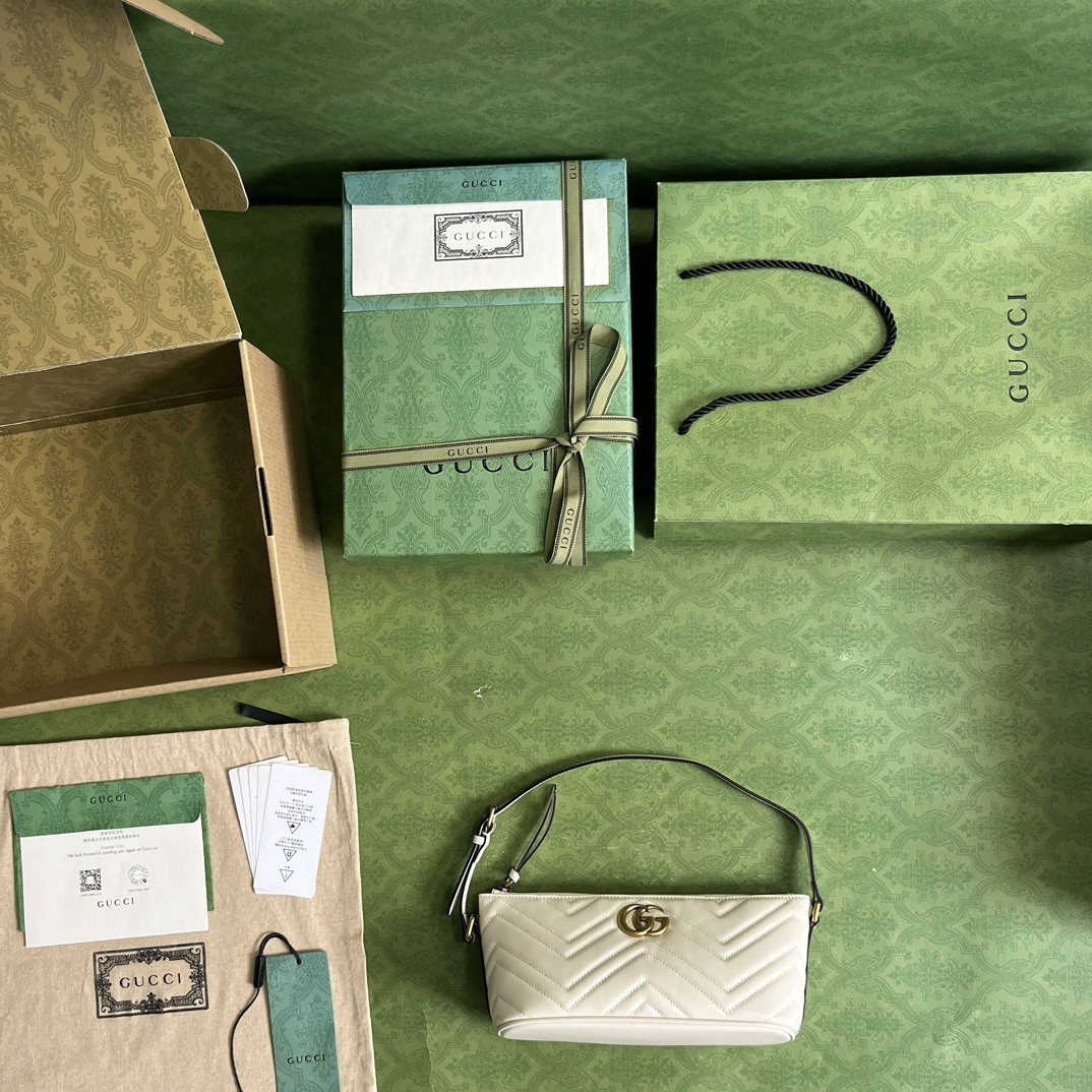 G*u*i gg marmont bag