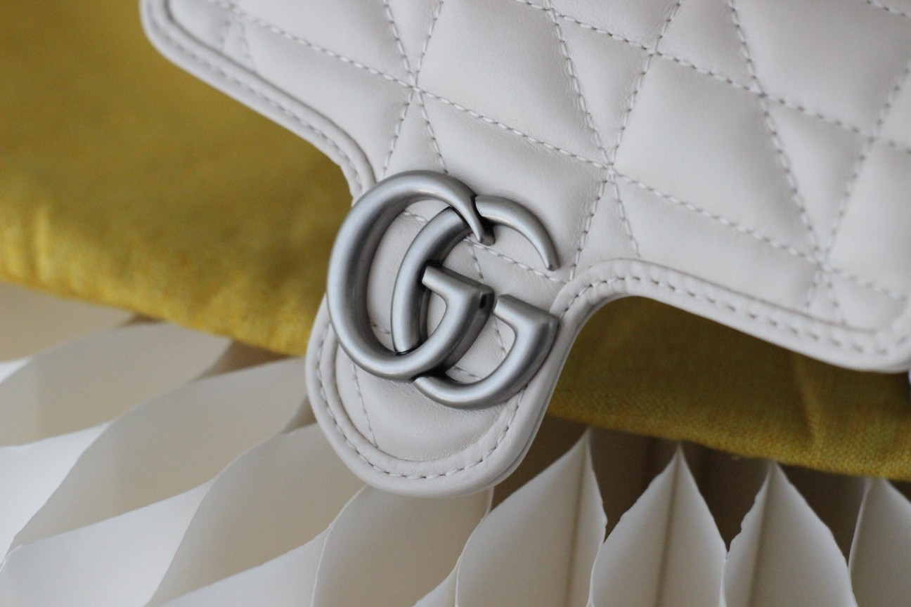 G*u*i gg marmont bag