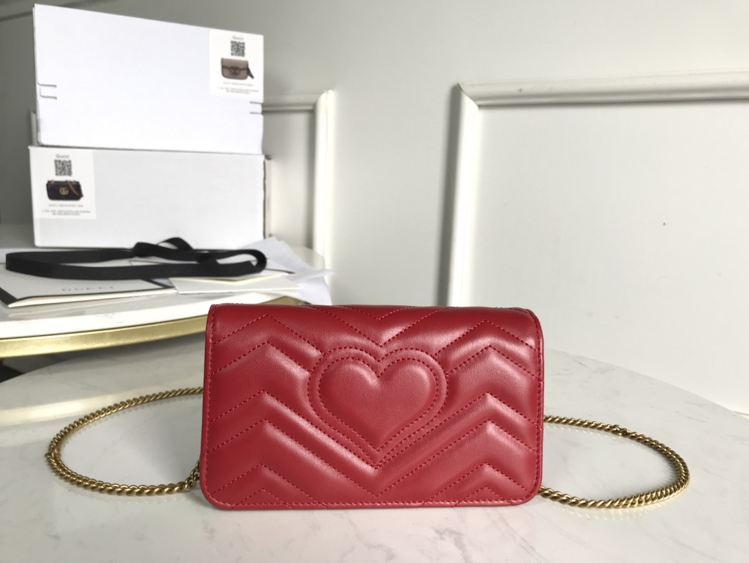 G*u*i gg marmont bag