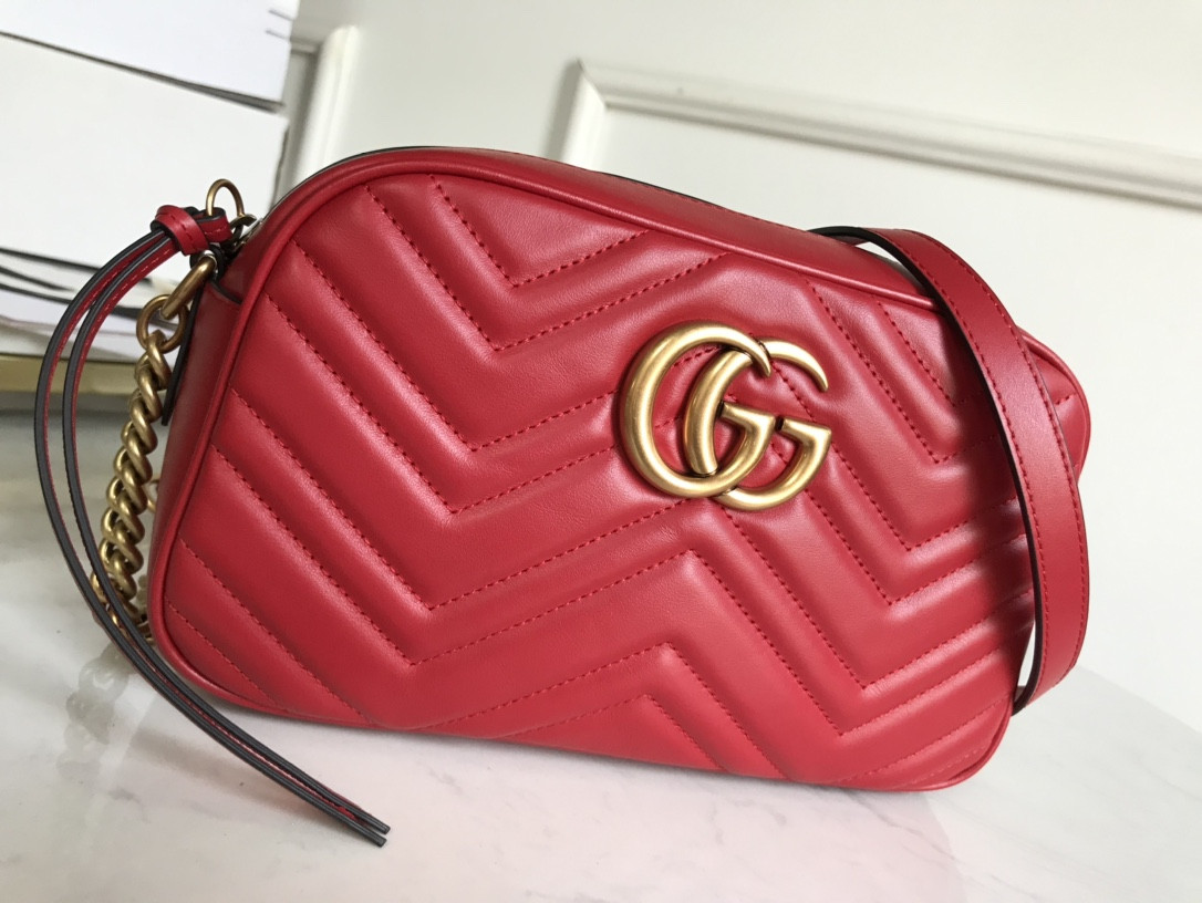 G*u*i gg marmont bag