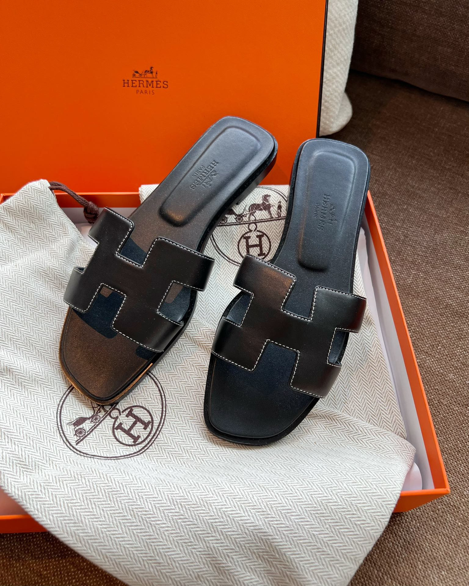 Hermes Oran Slippers