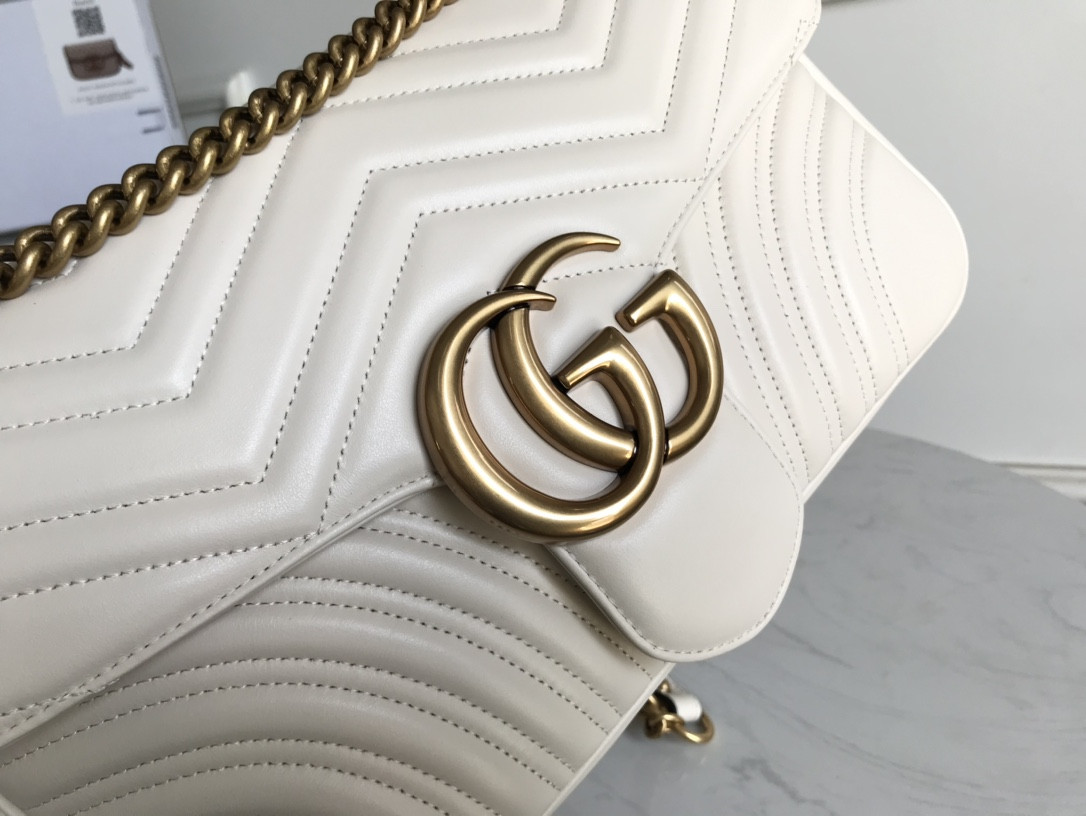 G*u*i gg marmont bag