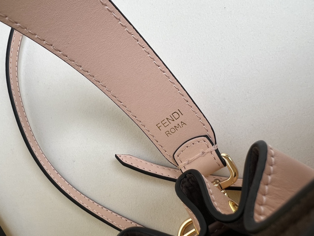 Fendi Mon Tresor Bag