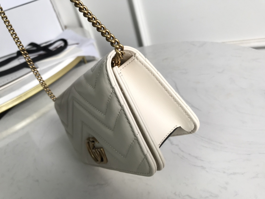 G*u*i gg marmont bag