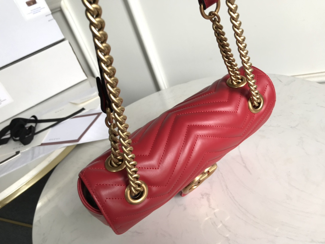 G*u*i gg marmont bag