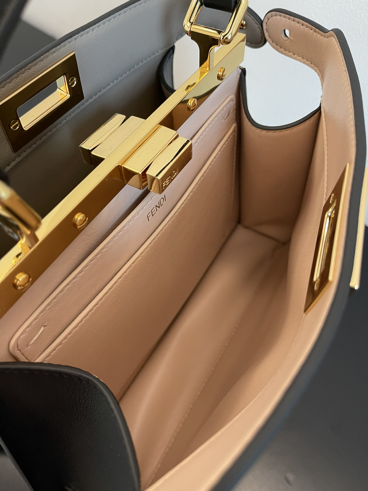 Fendi Peekaboo Iseeu Small
