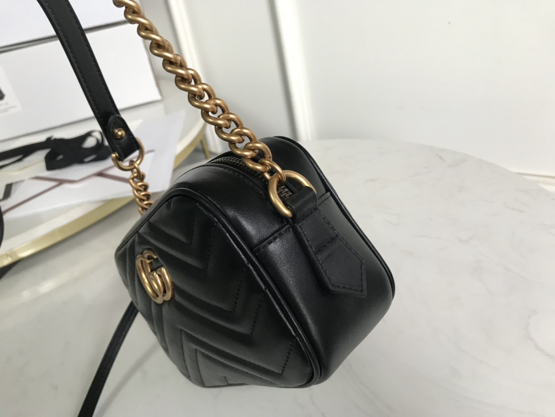 G*u*i gg marmont bag