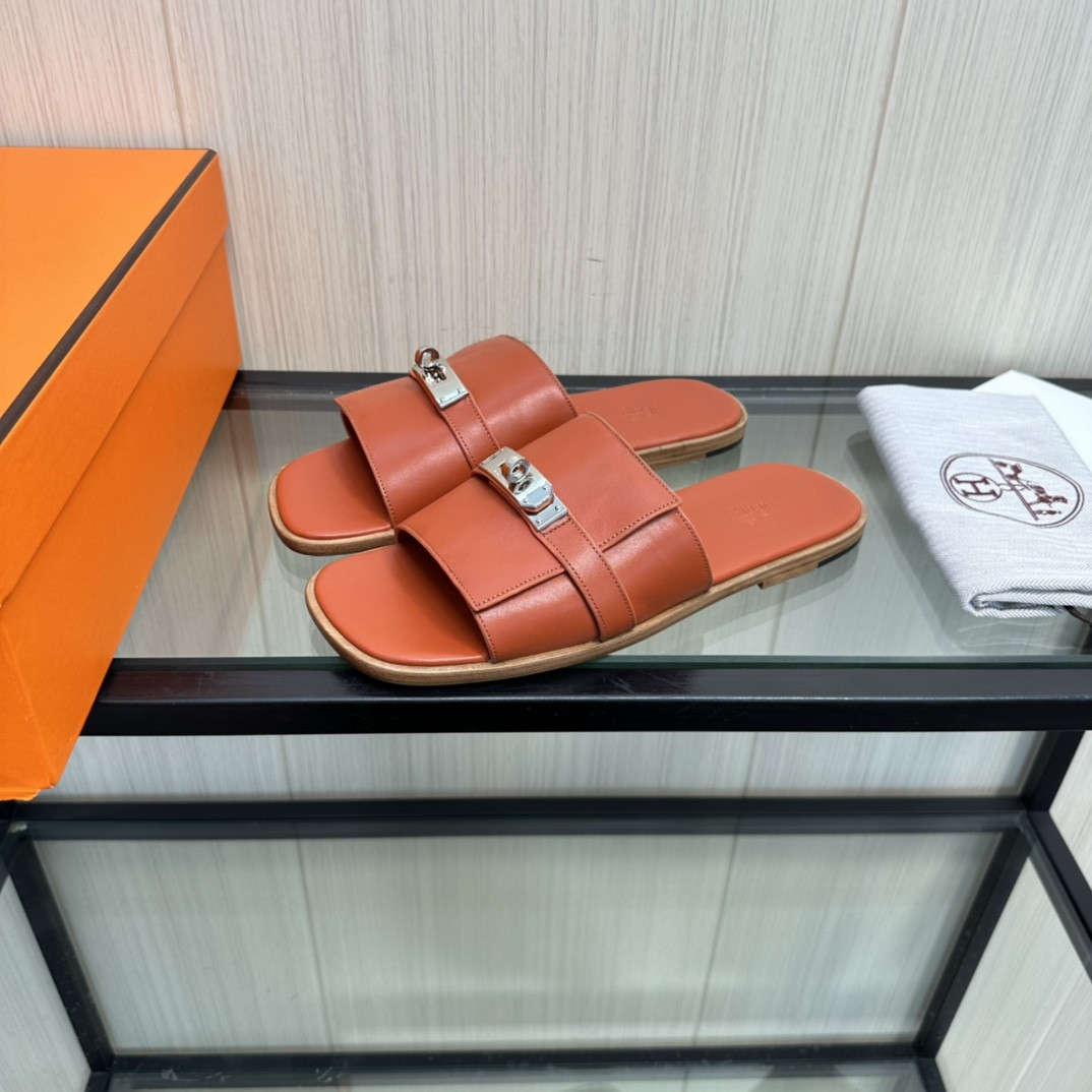 HERMES KELLY LOCK SLIPPERS