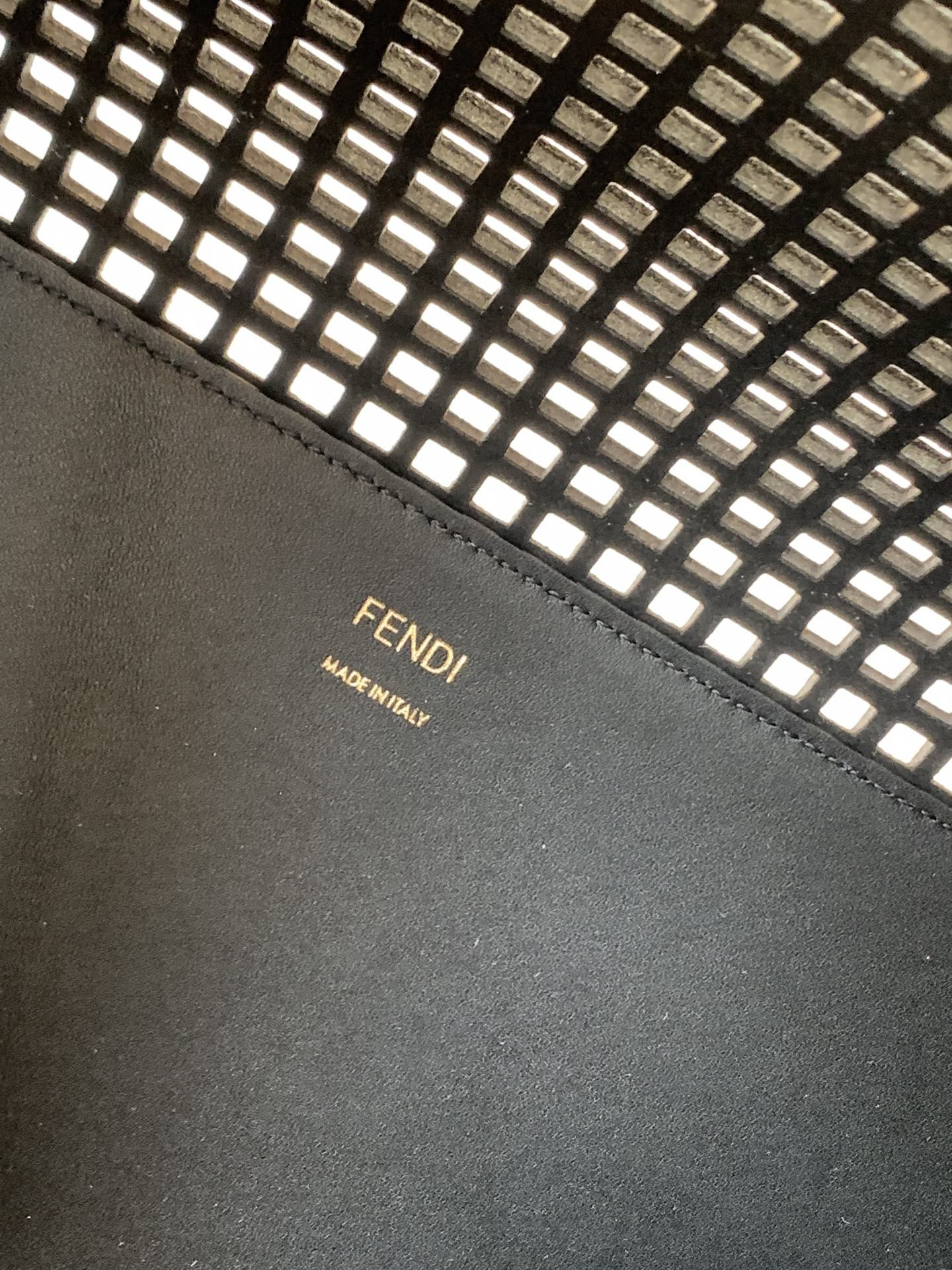 FENDI SUNSHINE SHOPPER TOTE