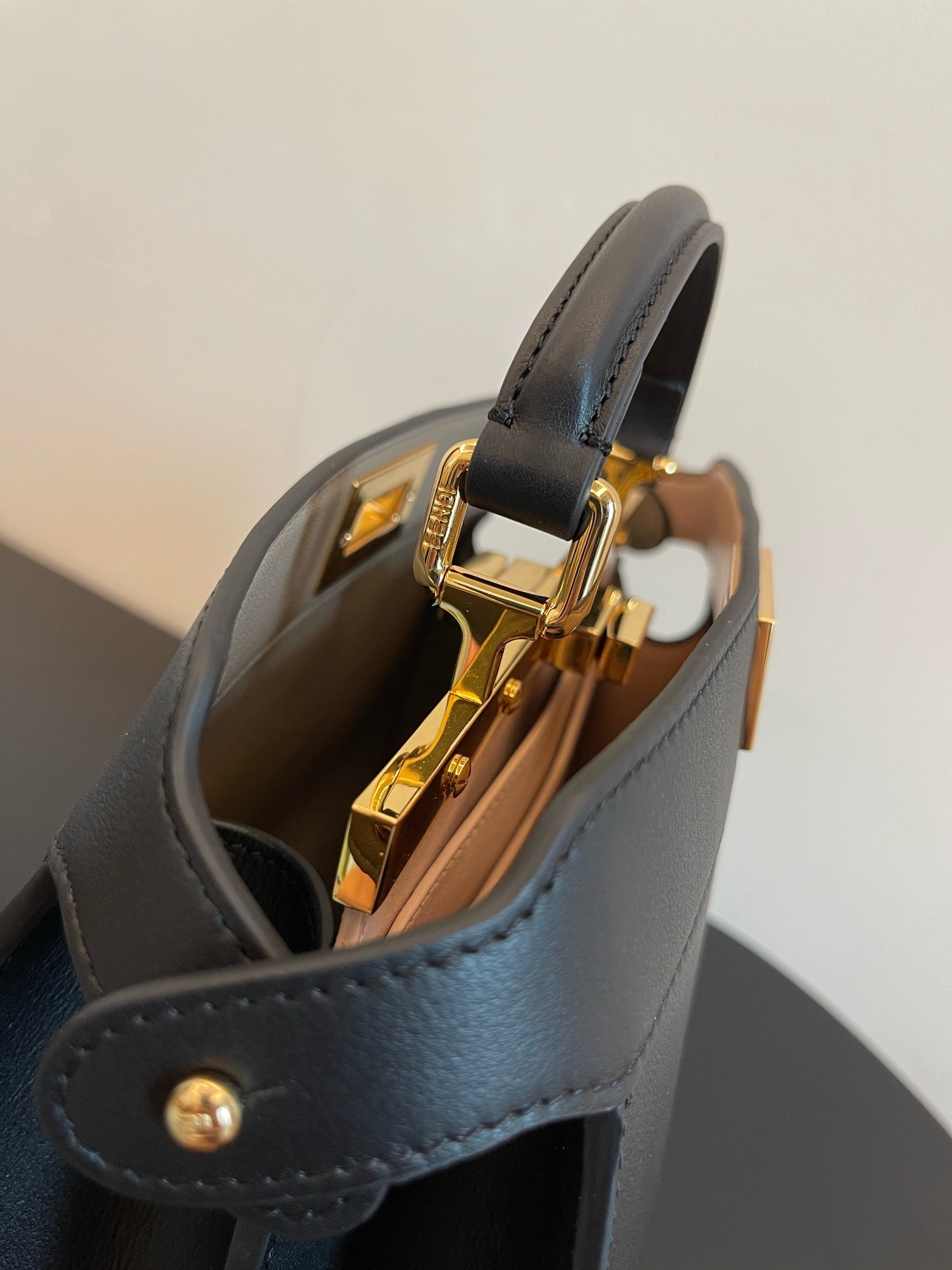 Fendi Peekaboo Iseeu Small