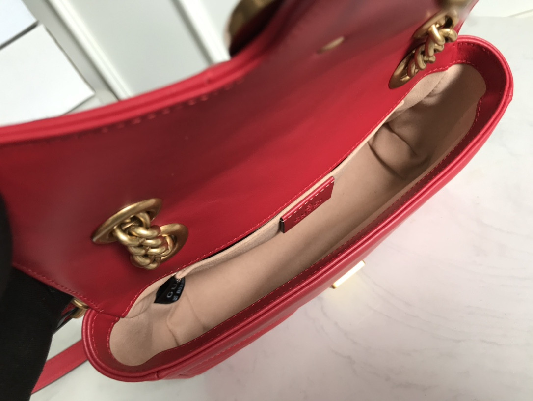 G*u*i gg marmont bag