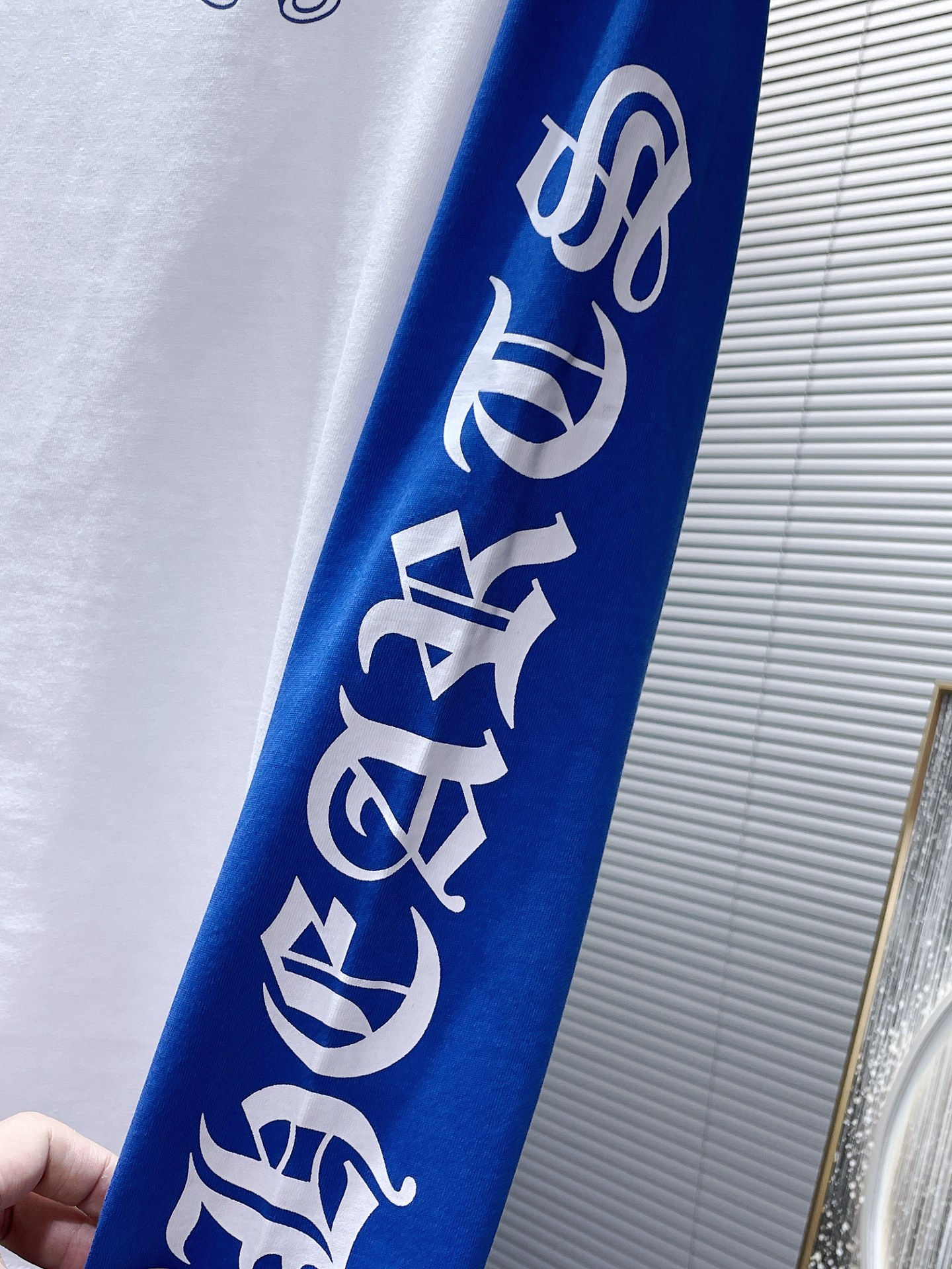 Chrome Hearts Unisex CH Raglan Sleeve Long-Sleeve T-Shirt - Round Neck, Blue/White