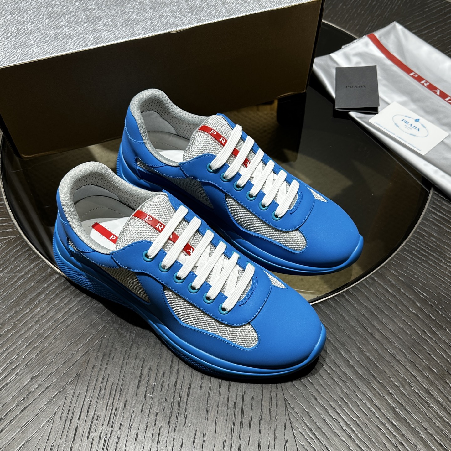 PRADA Unisex Low-Top Lifestyle Sneakers - Blue