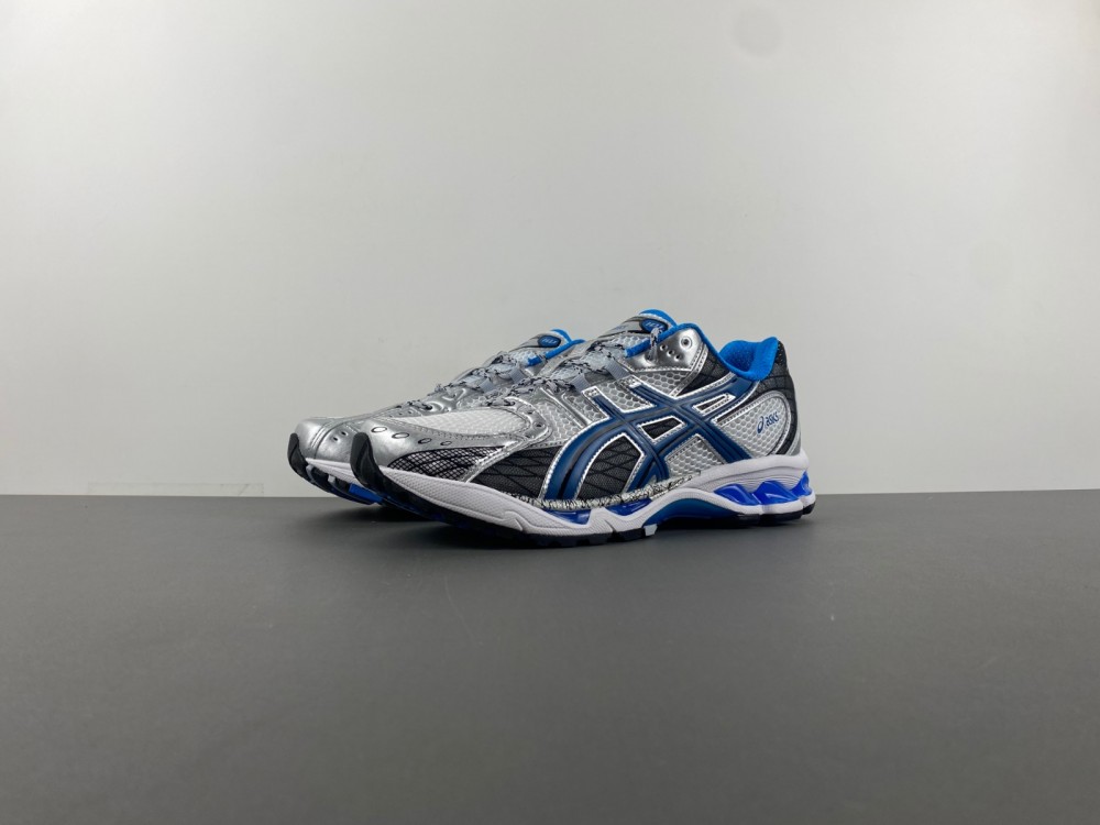 （asics） Gel Nimbus 10.1 ''White Directoire Blue'' 1203A543-101