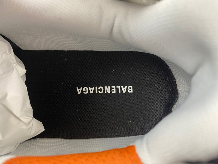 7.5Balenciaga772774-W3RBW-9168