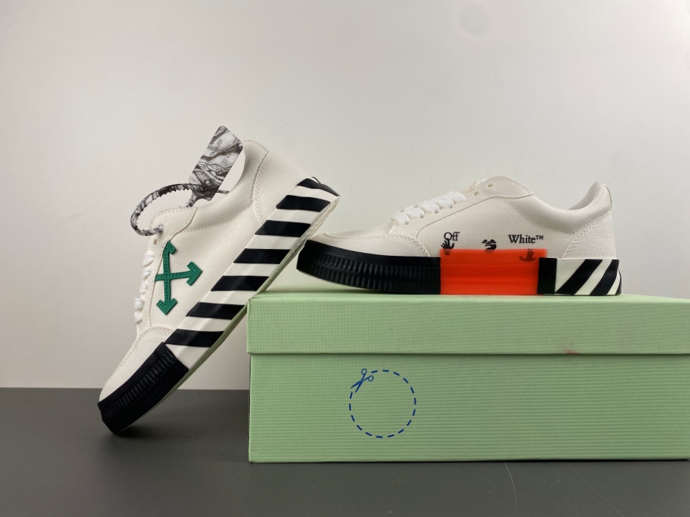 Off-White c/o Virgil Abloh Vulc Low Top