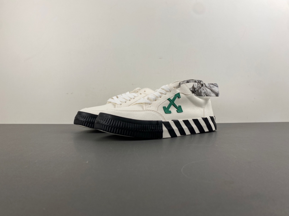 Off-White c/o Virgil Abloh Vulc Low Top