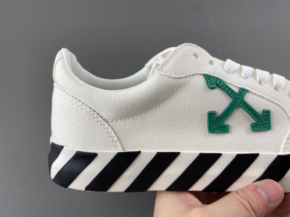 Off-White c/o Virgil Abloh Vulc Low Top