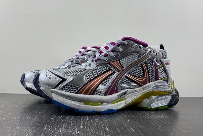 7.5Balenciaga772774-W3RBW-9168