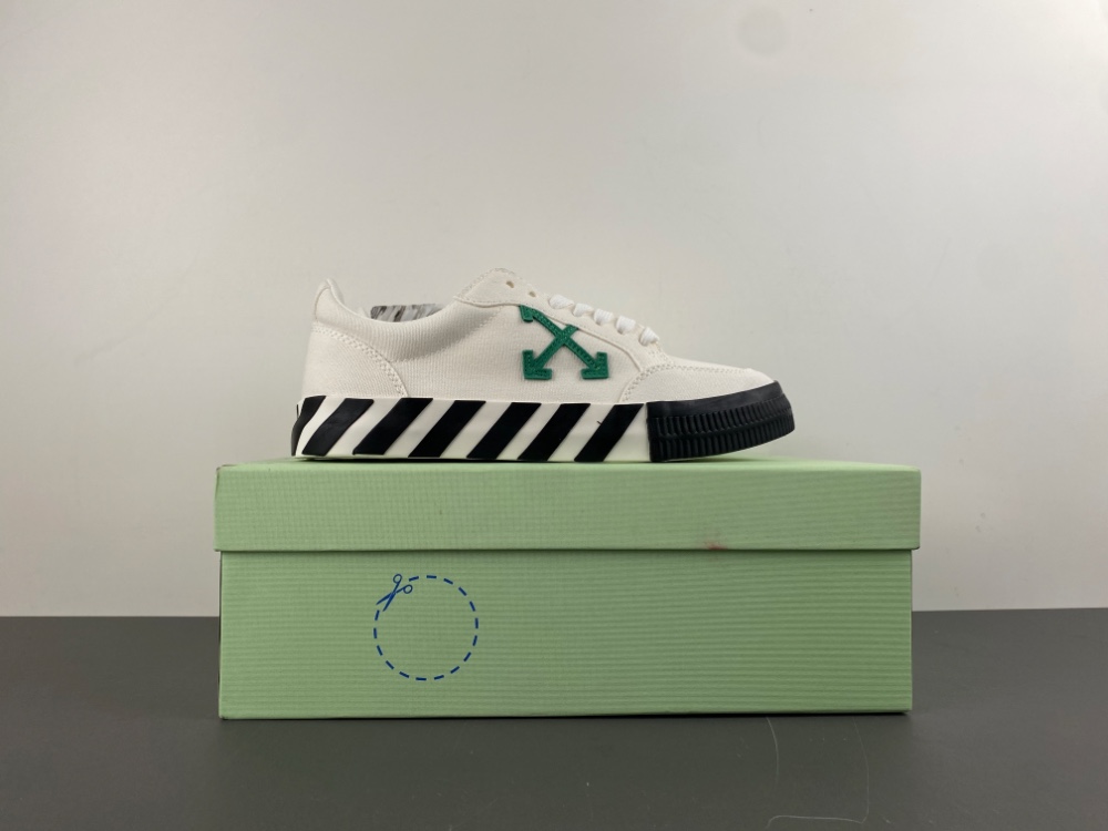 Off-White c/o Virgil Abloh Vulc Low Top