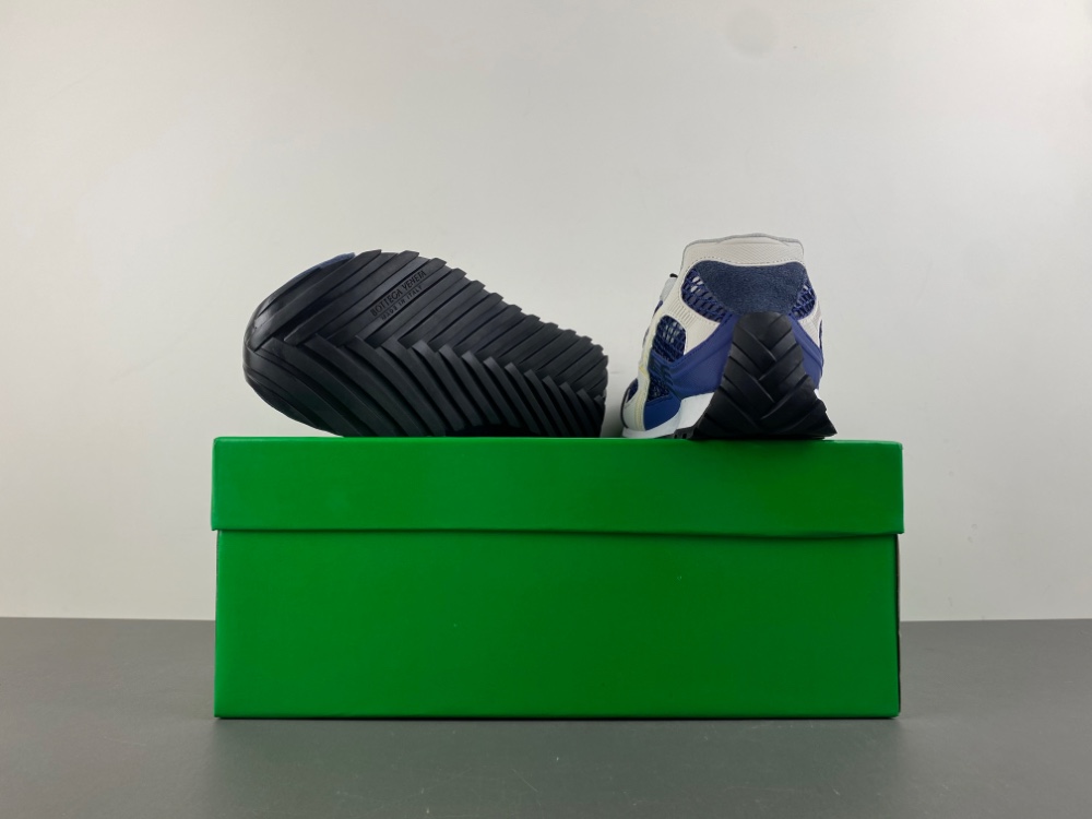 Bottega Veneta Orbit 816635 V55B0 4058