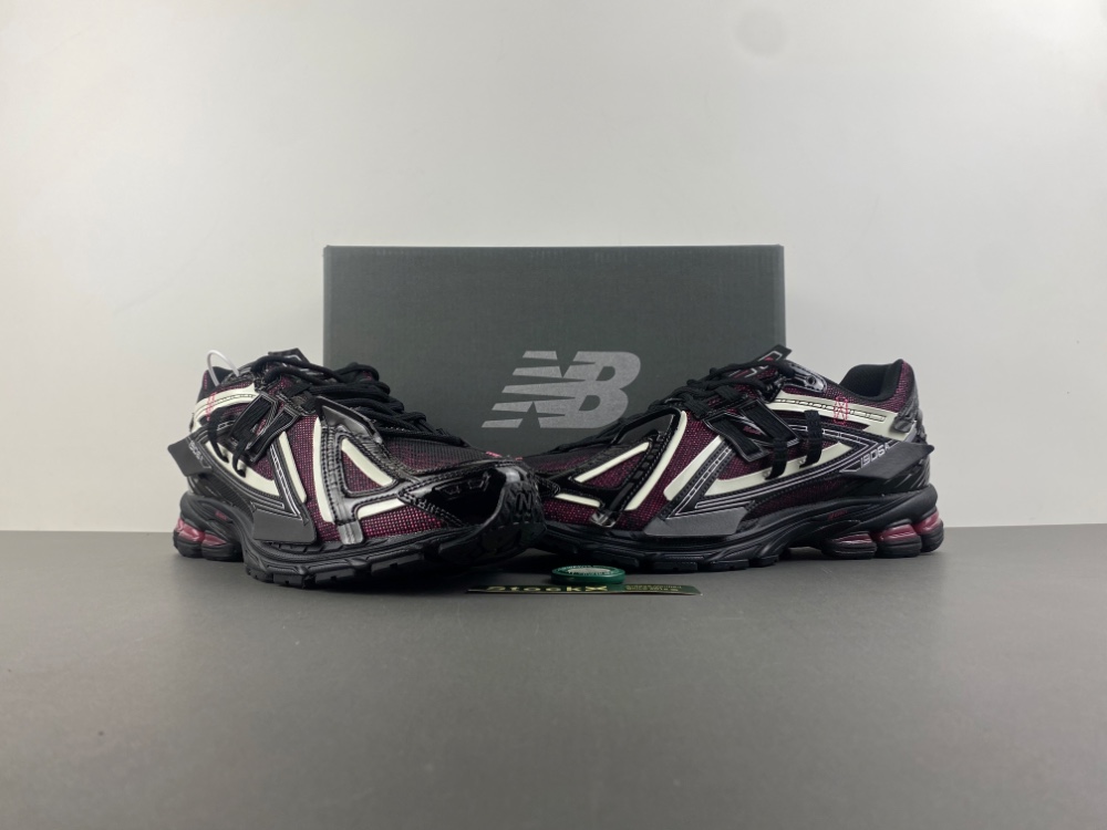 New Balance 1906 U1906AD