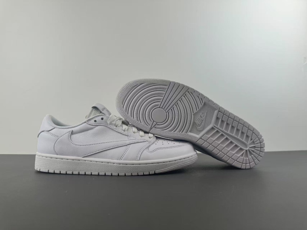 Travis Scott x Air Jordan 1 TD1228-111