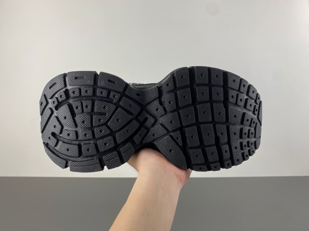 Balenciaga10 3XL 825622-W3XPL-0120